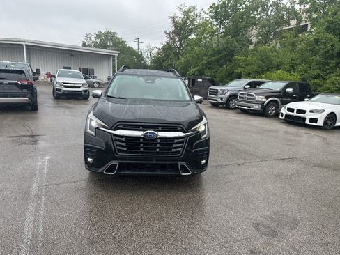Used 2023 Subaru Ascent Touring AWD/4WD image 2