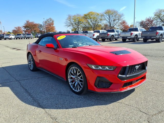 Used 2024 Ford Mustang GT Premium RWD image 3