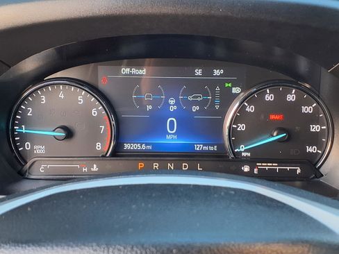 Certified 2022 Ford Explorer XLT w/ Equipment Group 202A image 19