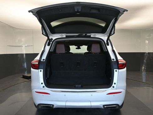 Used 2021 Buick Enclave Avenir w/ Avenir Technology Package image 11