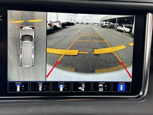 Used 2022 GMC Yukon XL Denali w/ Denali Ultimate Package image 30