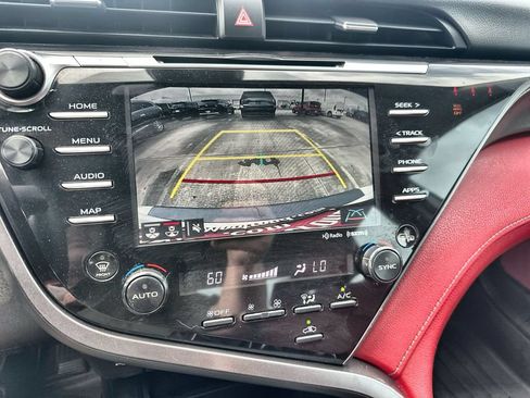 Used 2020 Toyota Camry XSE FWD image 29