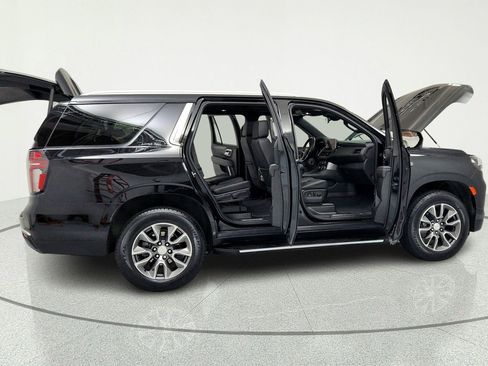 Used 2023 Chevrolet Tahoe LT w/ Luxury Package AWD/4WD image 13