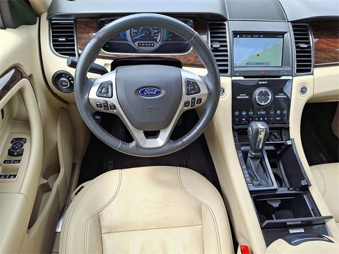 Used 2019 Ford Taurus Limited image 13