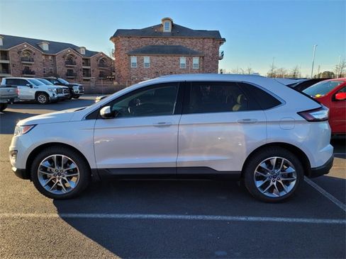 Used 2018 Ford Edge Titanium w/ Technology Package image 6