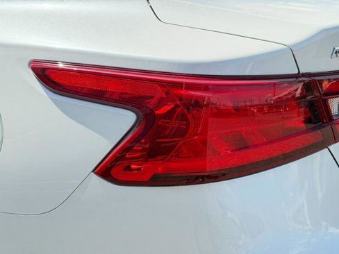 Used 2018 Nissan Maxima 3.5 SL FWD image 90