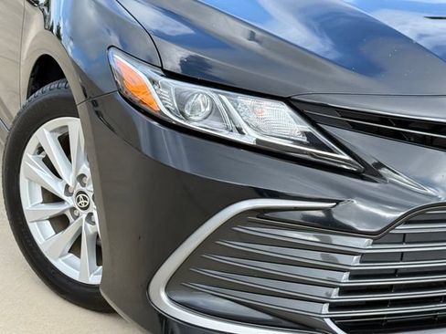 Used 2024 Toyota Camry LE FWD image 3