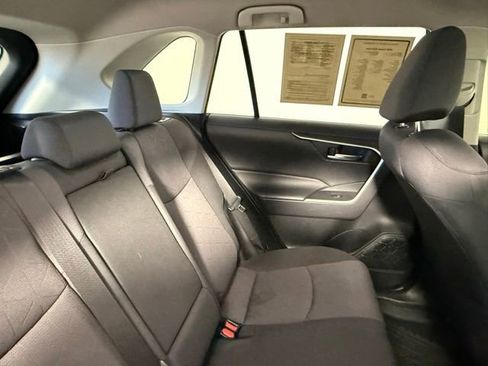 Used 2020 Toyota RAV4 XLE FWD image 41