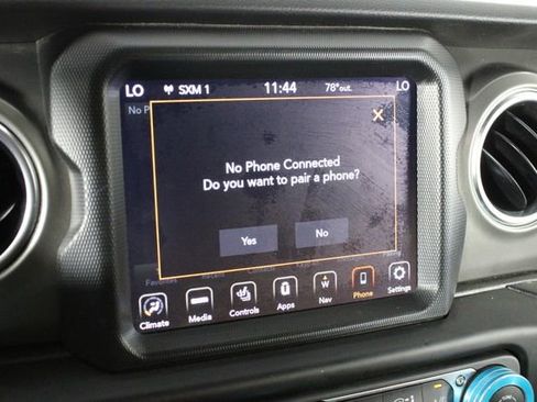 Used 2022 Jeep Wrangler Unlimited Rubicon 4xe image 35