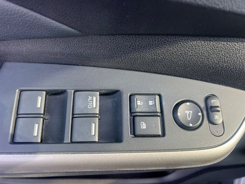 Used 2014 Honda CR-V EX-L image 25