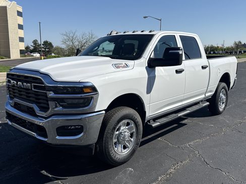 New 2026 RAM 2500 Tradesman image 3