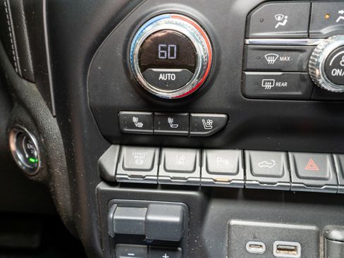 Used 2020 GMC Sierra 2500 Denali w/ Denali Ultimate Package image 28