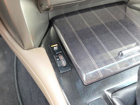 Used 2020 Lexus GX 460 Luxury w/ Off Road Package image 30