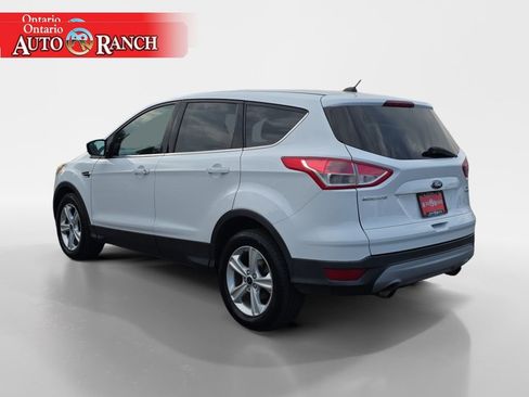 Used 2016 Ford Escape SE AWD/4WD image 3