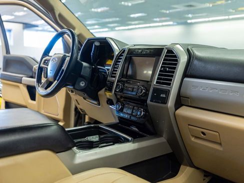 Used 2017 Ford F350 Lariat w/ Lariat Value Package image 16