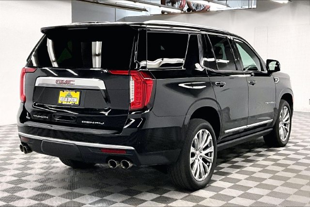 Used 2022 GMC Yukon Denali AWD/4WD image 13