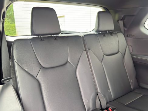 Used 2024 Lexus TX 500h AWD w/ Technology Package image 39