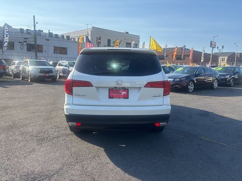 Used 2018 Honda Pilot EX image 6