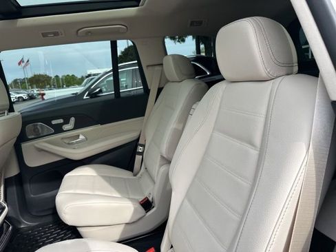 New 2026 Mercedes-Benz GLS 450 4MATIC image 21