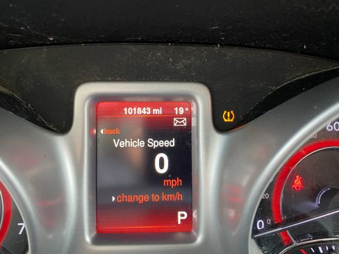 Used 2014 Dodge Journey SXT w/ Flexible Seating Group image 19