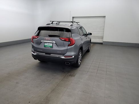 Used 2018 GMC Terrain SLT w/ Preferred Package AWD/4WD image 9