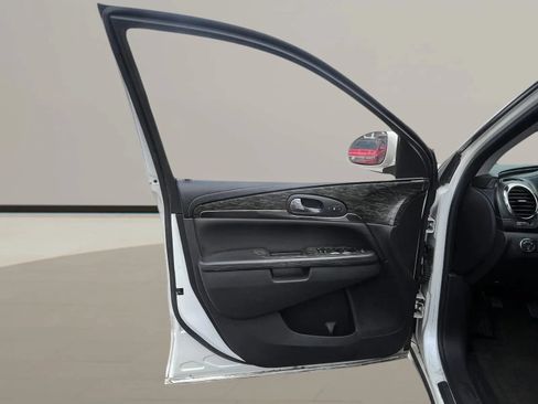 Used 2013 Buick Enclave Leather w/ Trailering Provision Package FWD image 14