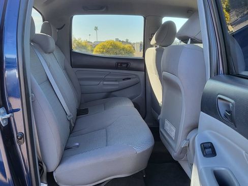 Used 2013 Toyota Tacoma PreRunner w/ SR5 Pkg RWD image 19