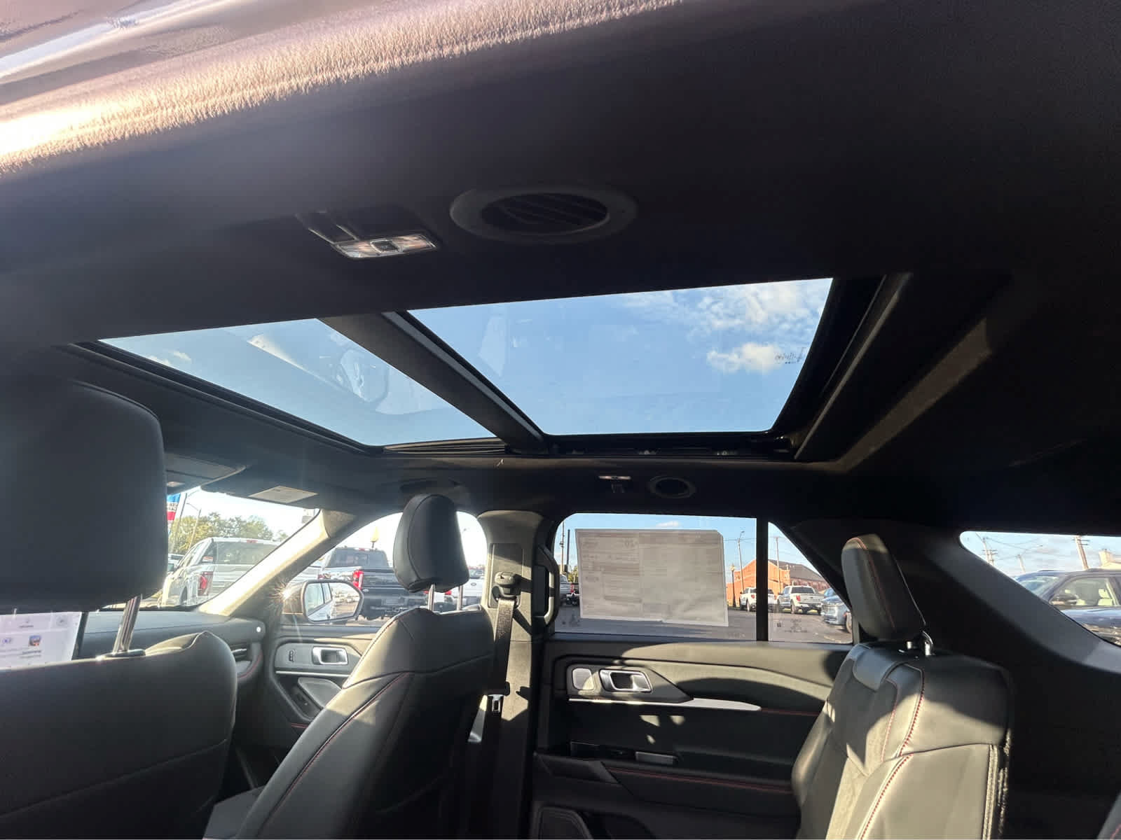 New 2027 Ford Explorer ST w/ Sun And Sound Package AWD/4WD image 12