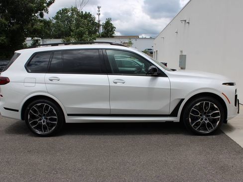 New 2027 BMW X7 M60i AWD/4WD image 31