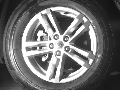 Used 2024 Ford Explorer XLT w/ Equipment Group 202A image 13