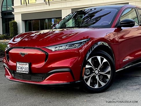 Used 2022 Ford Mustang Mach-E Premium image 2