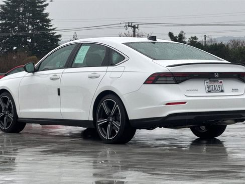 Certified 2025 Honda Accord Sport image 5