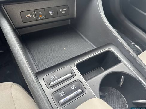 Certified 2024 Hyundai Sonata SEL FWD image 25