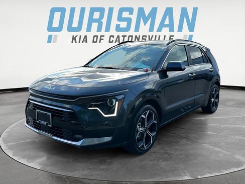 Certified 2025 Kia Niro EX Touring FWD image 2