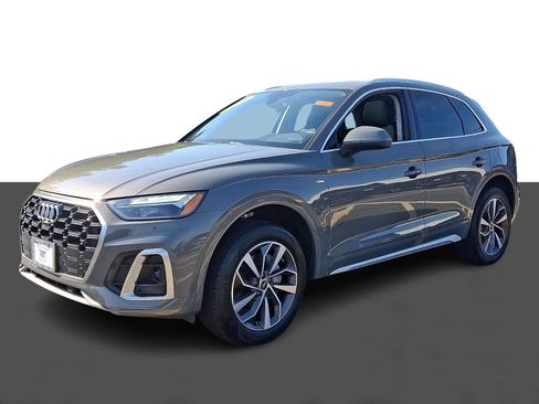 Used 2024 Audi Q5 2.0T Premium Plus w/ Premium Plus Package AWD/4WD image 3
