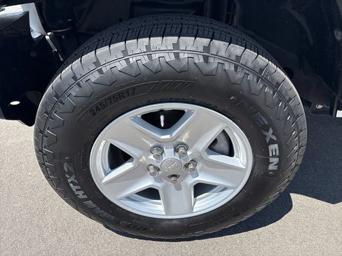 Used 2023 Jeep Wrangler Unlimited Sport AWD/4WD image 32
