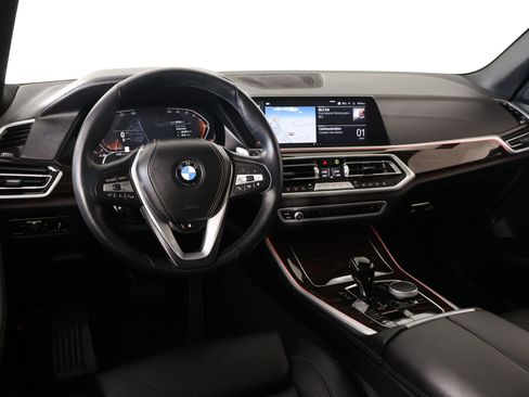 Used 2023 BMW X5 xDrive40i w/ Luxury Seating Package AWD/4WD image 2