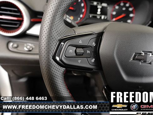New 2026 Chevrolet Trax RS w/ Driver Confidence Package FWD image 25