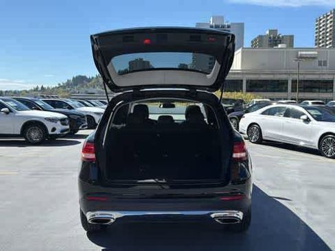 Used 2016 Mercedes-Benz GLC 300 4MATIC image 8