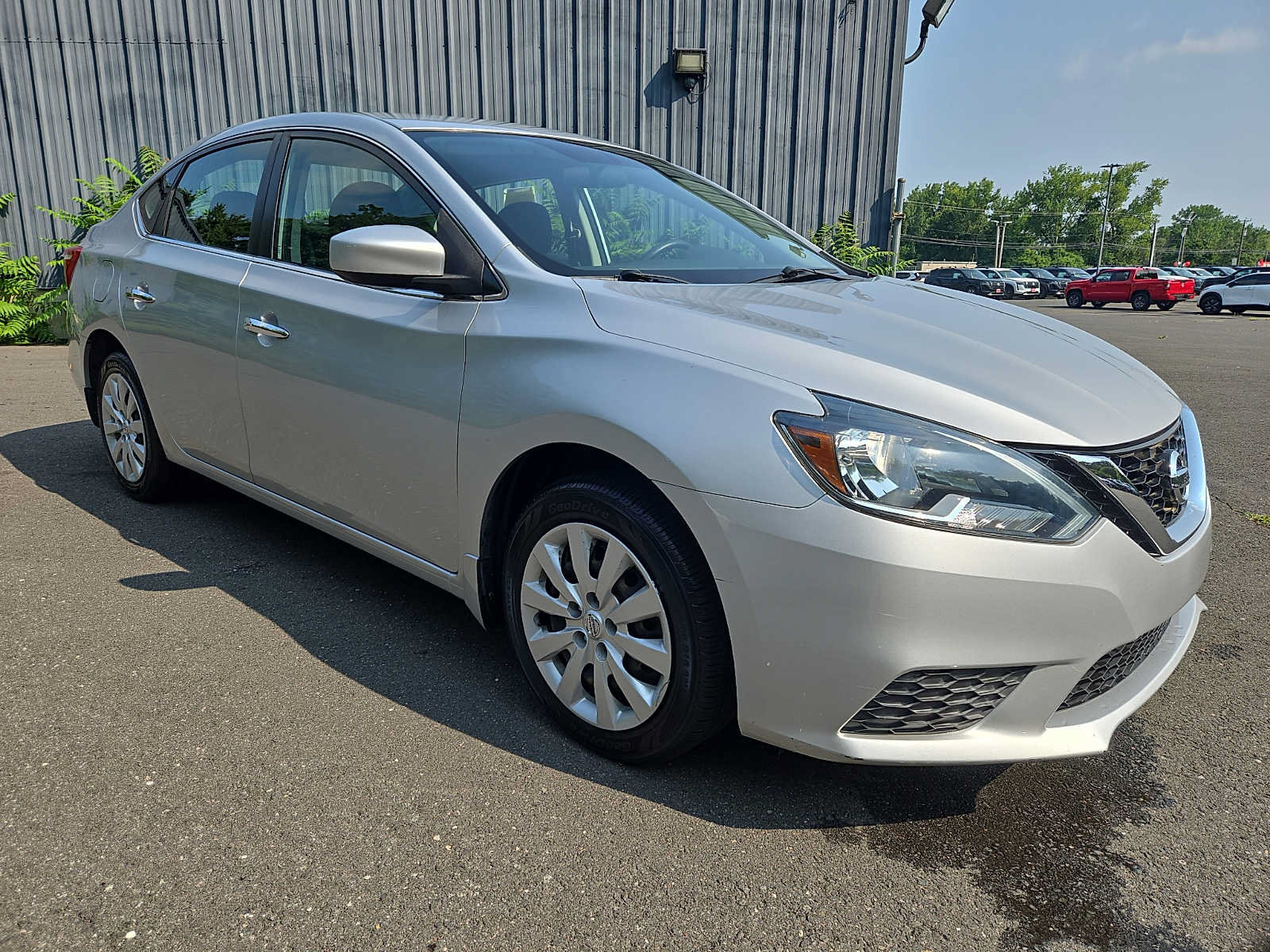 Used 2017 Nissan Sentra S FWD image 3