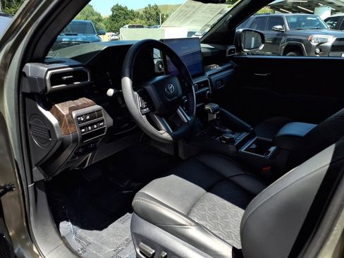 Certified 2025 Toyota Tacoma Limited AWD/4WD image 16