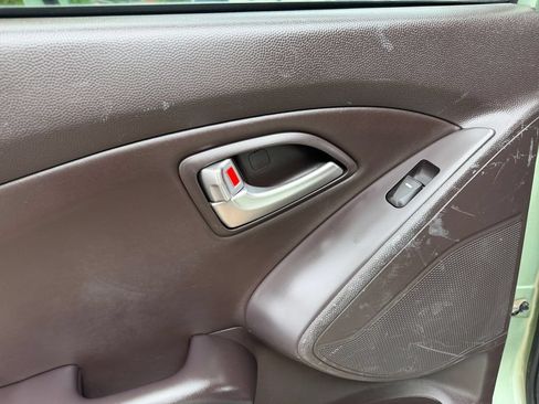 Used 2013 Hyundai Tucson GLS AWD/4WD image 32