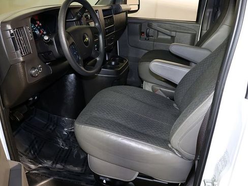 Used 2024 Chevrolet Express 2500 w/ Driver Convenience Package RWD image 12