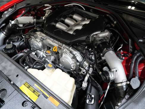 Used 2014 Nissan GT-R Premium image 43