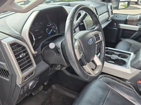 Used 2019 Ford F250 Lariat w/ Lariat Value Package AWD/4WD image 10