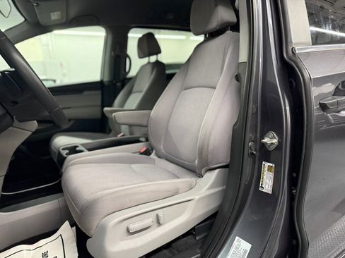 Used 2019 Honda Odyssey LX image 15