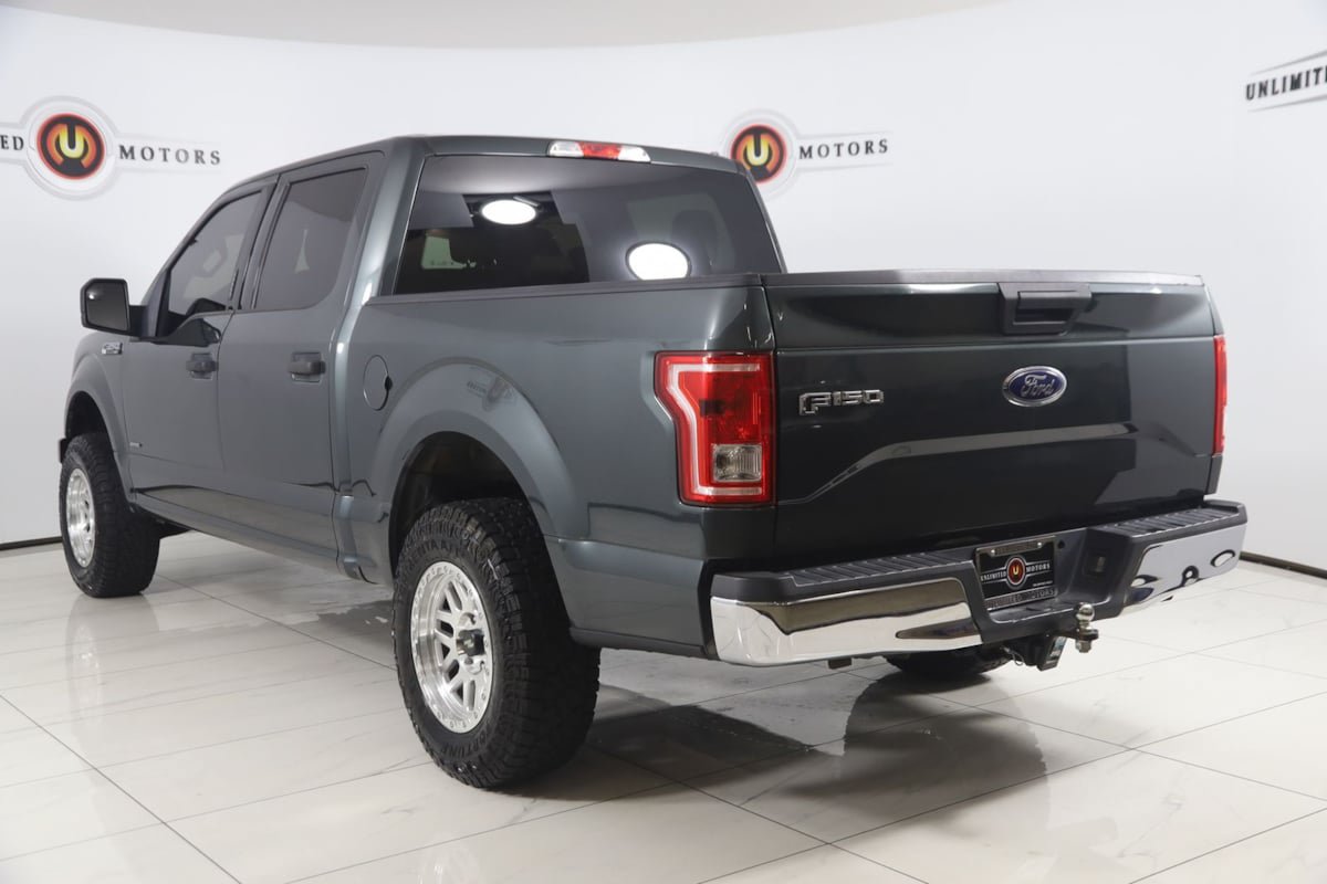 Used 2015 Ford F150 XLT RWD image 4