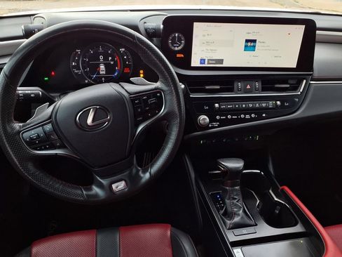 Used 2023 Lexus ES 350 F Sport w/ Accessory Package (Z2) FWD image 13
