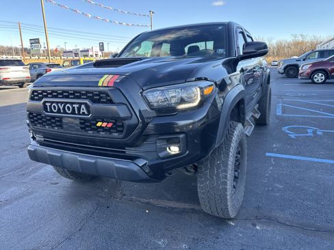 Used 2019 Toyota Tacoma TRD Pro image 10