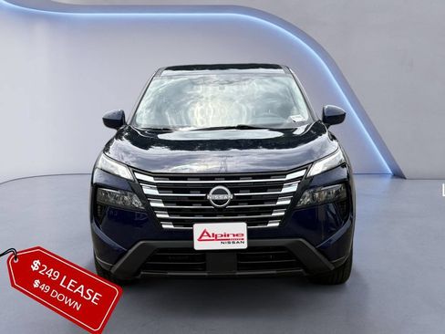 Used 2024 Nissan Rogue SV AWD/4WD image 8